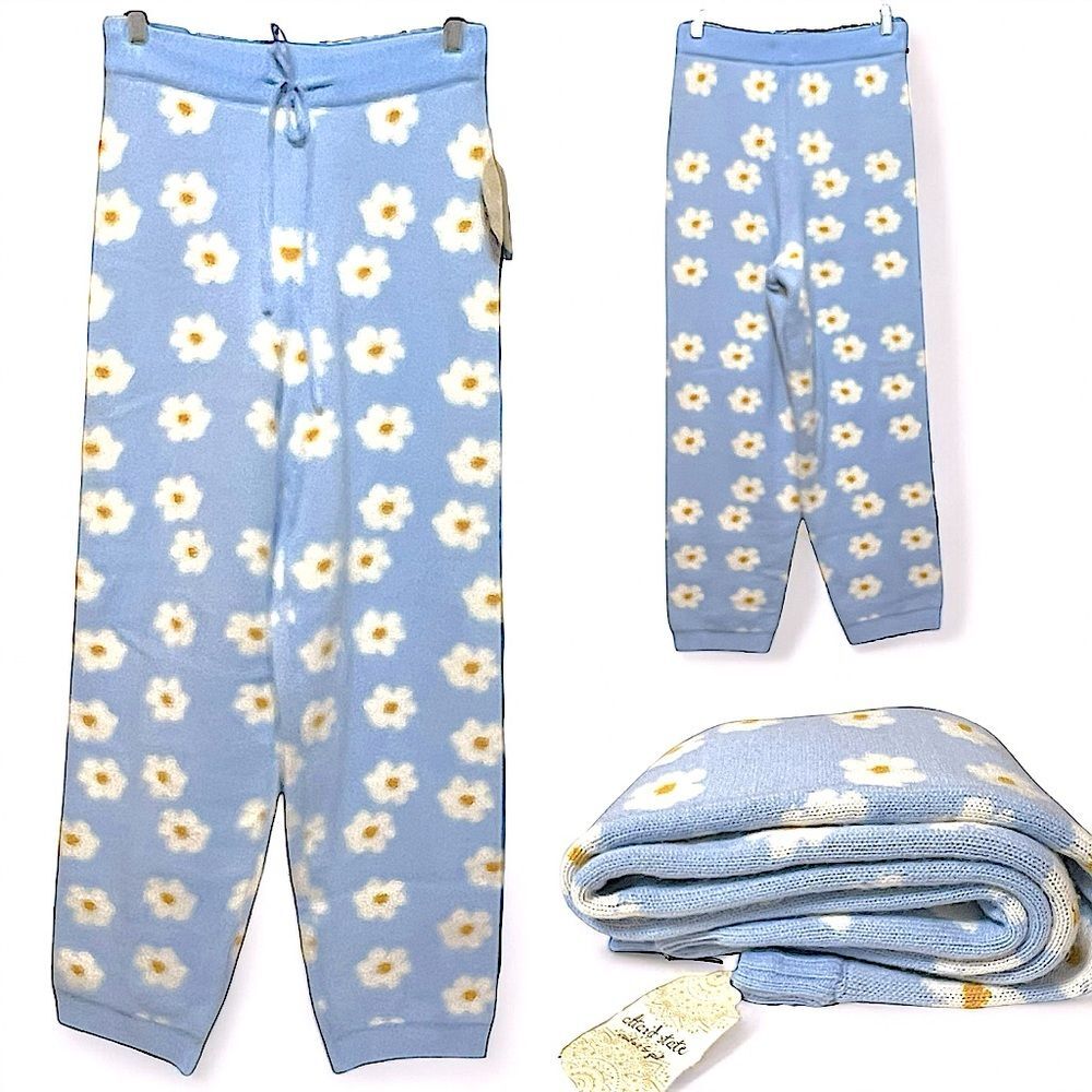 Altar’d State Knit Periwinkle Daisy Sweater Jogger Pants New with Tags Large